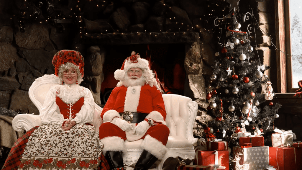 Image of Santa and Mrs. Claus