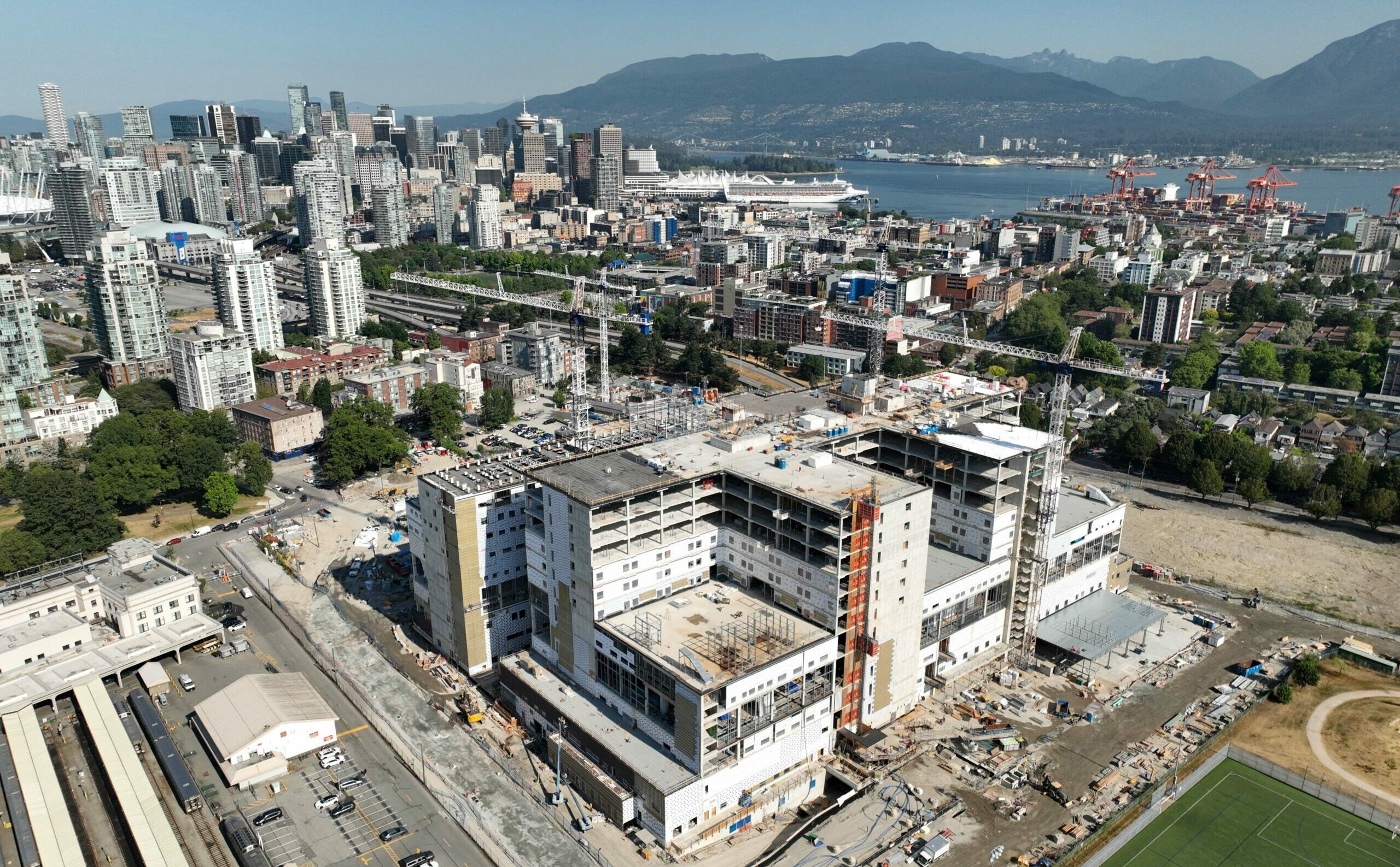 Birdseye view photo of the new St. Paul's Hospital campus construction site